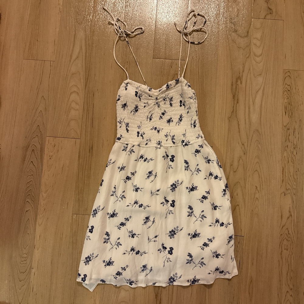 Abercrombie & Fitch White Floral Mini Dress